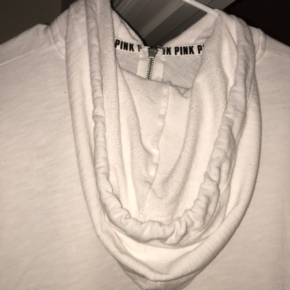 A P.I.N.K Victoria’s Secret sweatshirt. - Picture 2 of 3